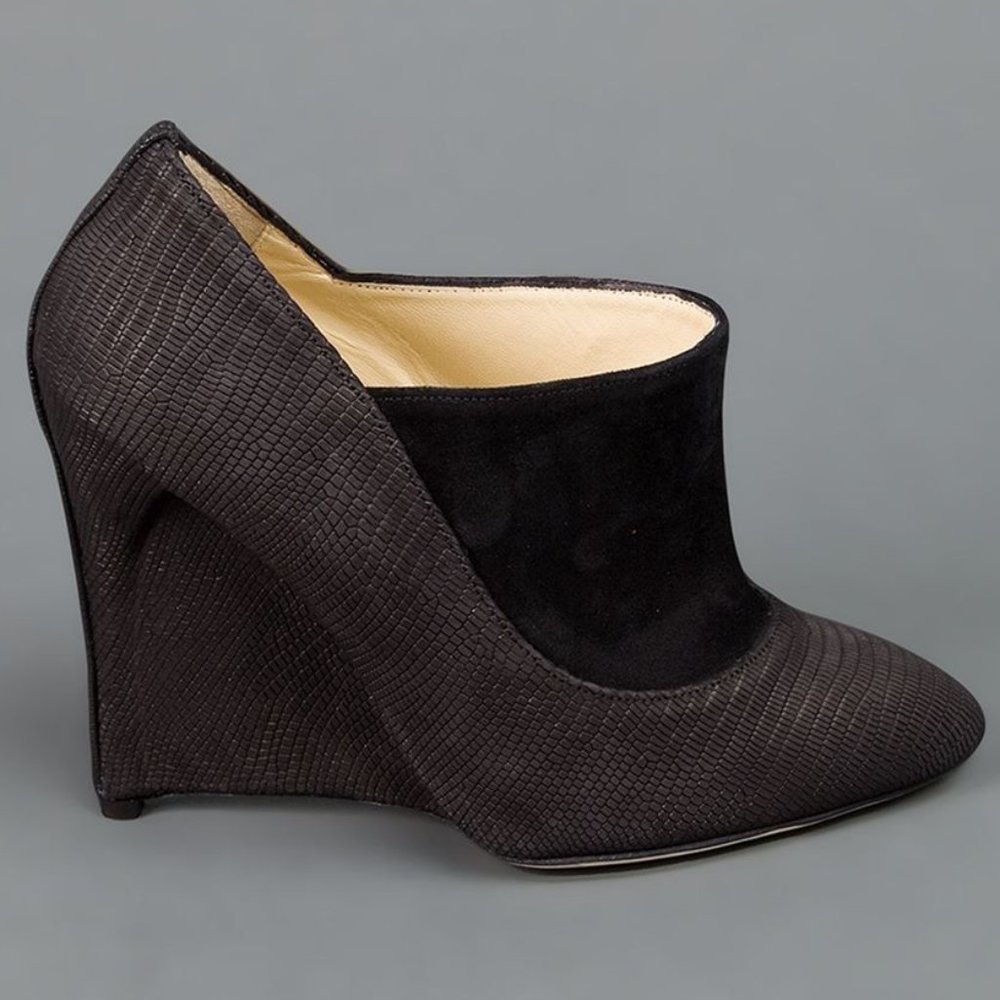 NIB Neil Barrett Lizard Embossed Suede Covered Heel Black Wedge‎ Booties